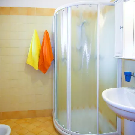 Villaggio Azzurro * بيبيوني